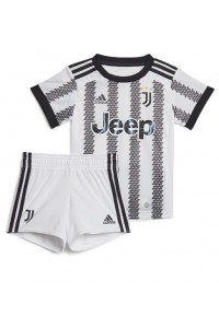 Fotbalové Dres Juventus Dětské Domácí Oblečení 2022-23 Krátký Rukáv (+ trenýrky)